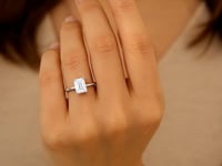 2 Carat Emerald Lab Grown IGI G/VS1 Diamond Solitaire Ring in 10K White Gold